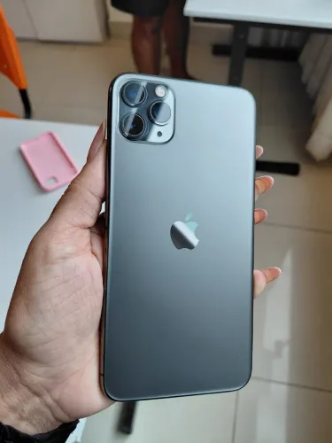 Vendo iPhone 11 Pro Max 64gb