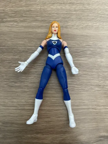Marvel Legends Fantastic Four Mulher Invisível