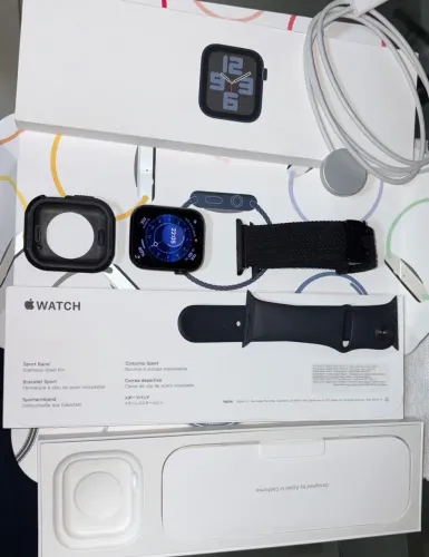 Apple Watch SE (GPS) (2ª Geração)