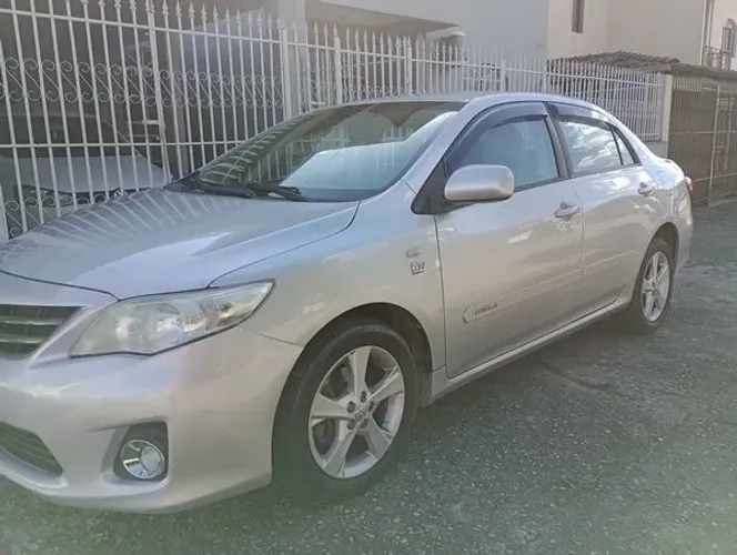 Toyota Corolla GLI 1.8 Flex 16V Aut. 2013