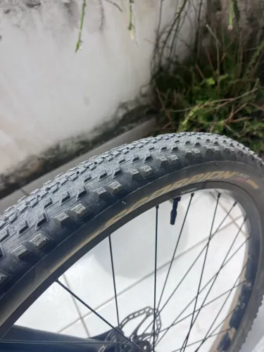 Vendo pneus pirelli Scorpion Xc Rc 2.4