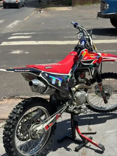 CRF 230 IMPECAVEL COM KIT 240CC