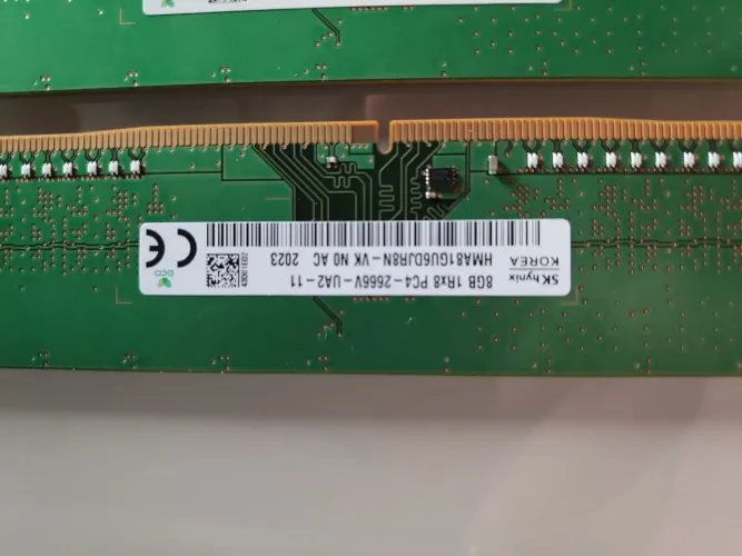 Memória RAM DDR4 8Gb (2 pentes) - Aceito oferta