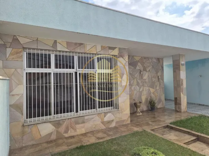 Venda de Casa Térrea com Edícula em Vila Rami - Jundiaí