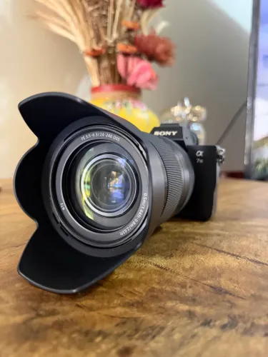 Sony A7III com Lente Sony 24-240mm
