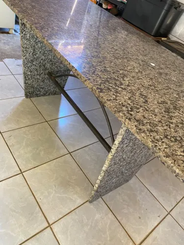 Mesa de cozinha com 6 cadeiras toda no Mármore