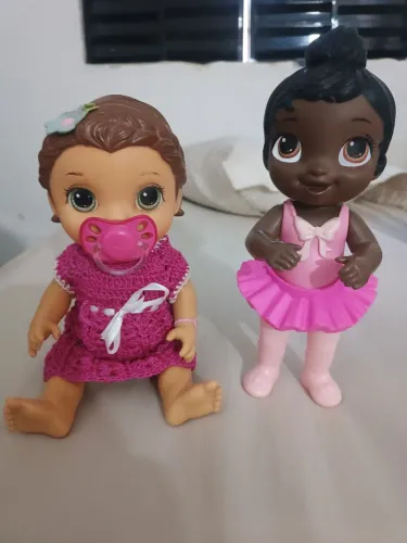Bonecas lindas