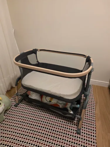 Berço acoplado maxi cosi lora