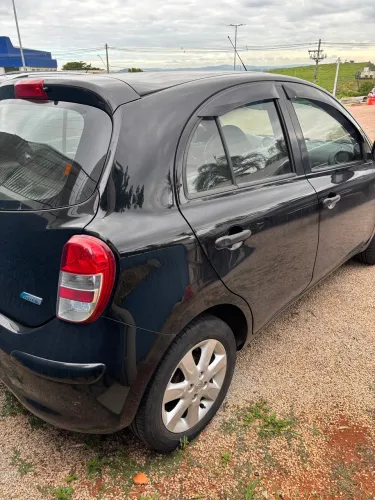 Nissan March SV 1.6 16V Flex Fuel 2013
