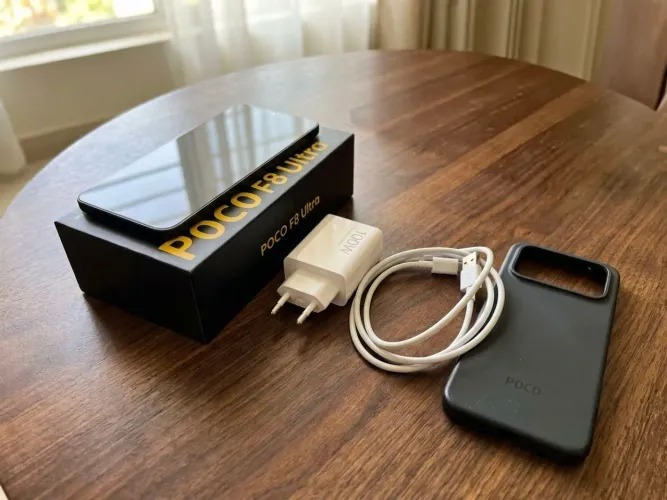 Poco F8 Ultra 256GB/12GB RAM | Estado de Zero + NF + Acessórios
