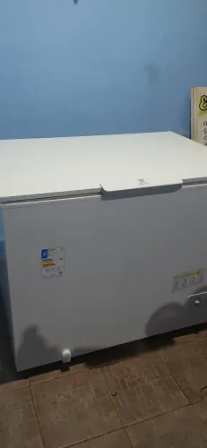 Vendo freezer estado de novo