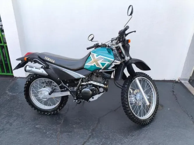 YAMAHA XT 225 1999