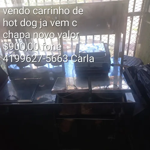Carrinho de cachorro quente com chapa