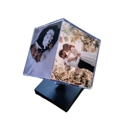 Cubo Giratório Personalizado com Fotos
