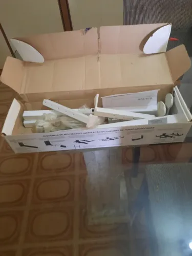 Suporte de parede para micro- ondas
