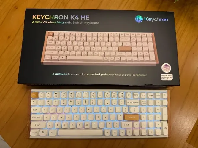 Teclado Magnético Keychron K4 HE