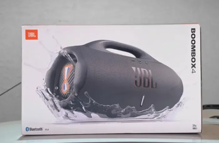 JBL Boombox 4 Bluetooth Preta