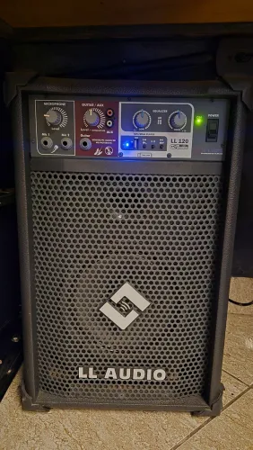 Caixa de som LL Audio