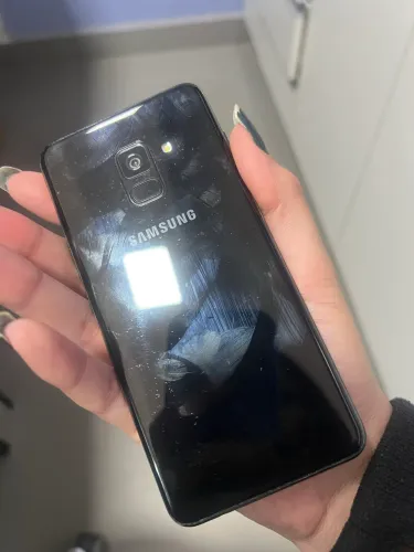 Samsung A8 (2018)