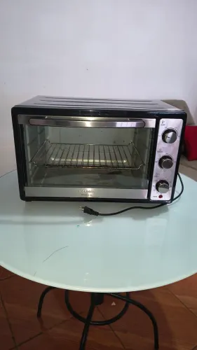 Forno elétrico mondial 48 l semi-novo. R$ 250 Preço de desapego