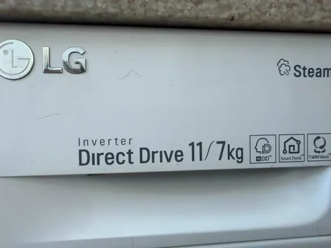Máquina LG lava e seca 11 kg