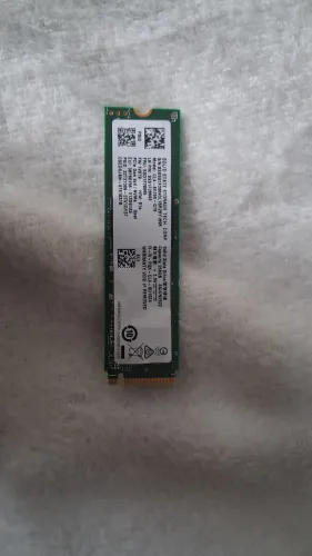 Memoria ddr4 de notebook 2x 8gb e ssd de 256 gb
