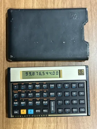 Calculadora Financeira HP-12C + Capa - Impecável