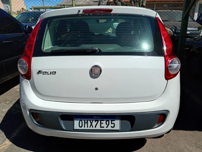 Fiat Palio Essence Dualogic 1.6 Flex 16V 5P 2013