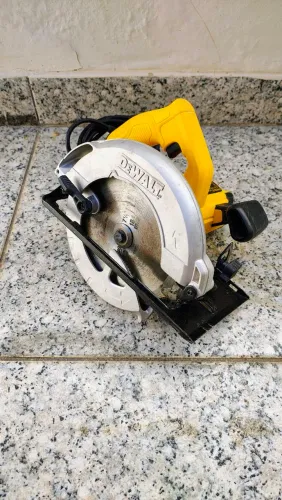 Serra Circular Dewalt