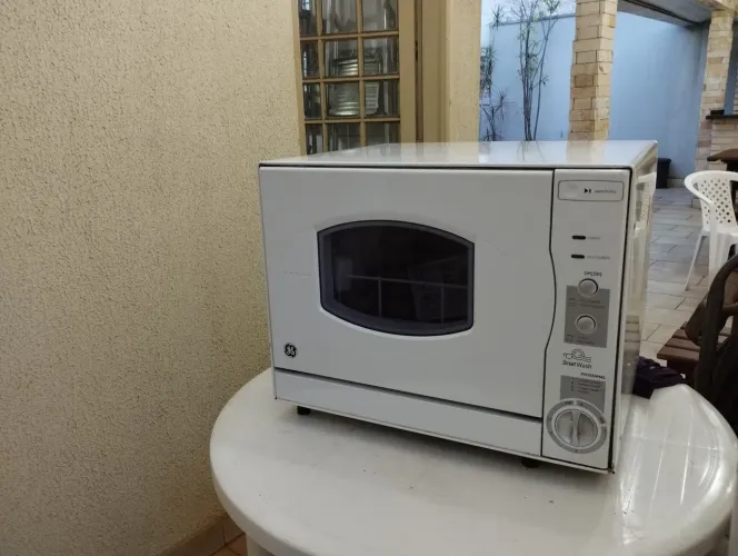 LAVA LOUÇA SEMINOVA SEM USO