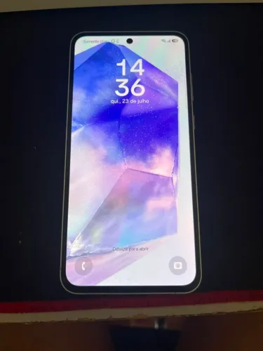Vendo um Samsung Galaxy A55, 128 gigas , 8 de ram completo