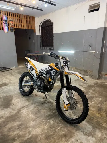 Honda CRF 250 F 2022 - moto extra!