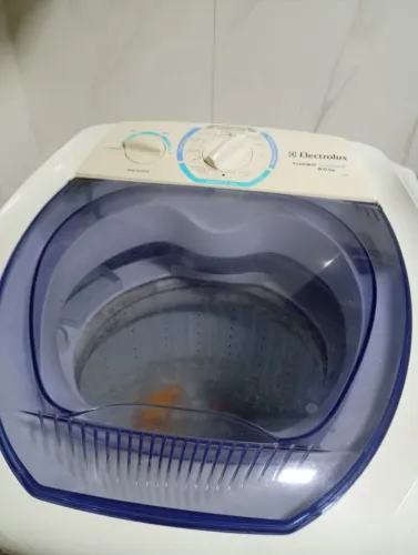 MÁQUINA DE LAVAR ROUPA DE 6KG