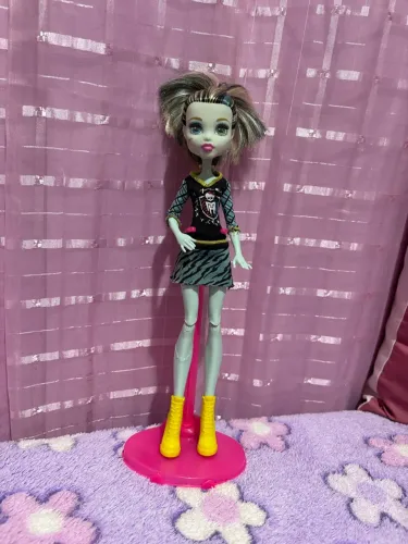 Monster High frankie g2 roupinha costumizada