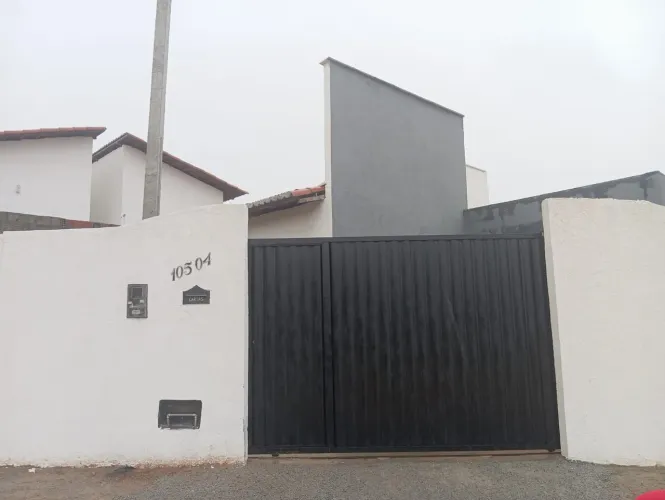 Alugo casa no portal do soll