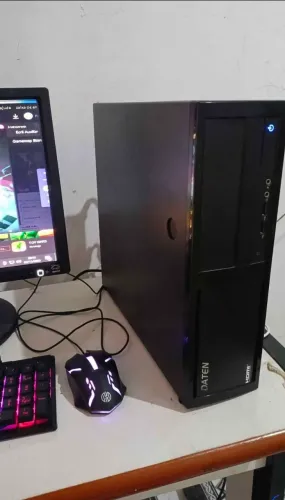 CPU CORE I5 7500 / 8 DE RAM / 500HD - TROCO OU VENDO