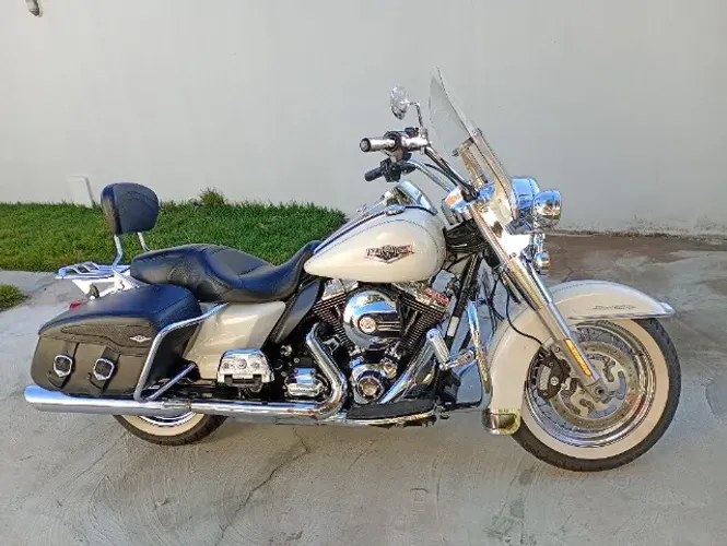 harley davidson, king, flhrc ,2015 ,1670 cc ,Valter *