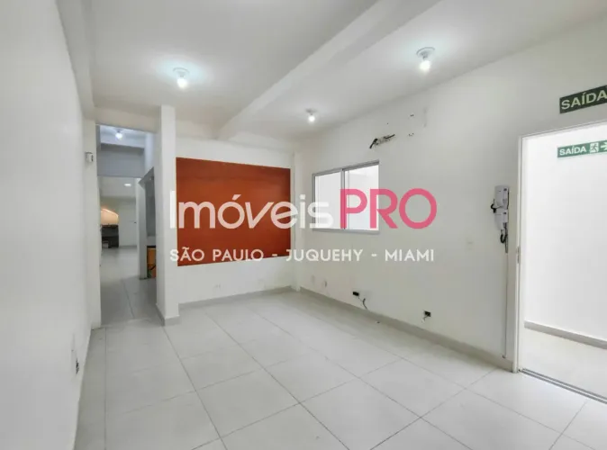 Casa comercial no Brooklin, 180 m²