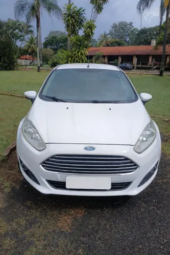 Ford Fiesta 1.6 16V Flex Mec. 5P 2014