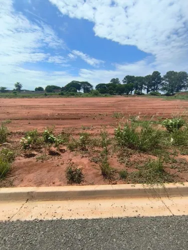 Lote 200m² - portal dos ypes 