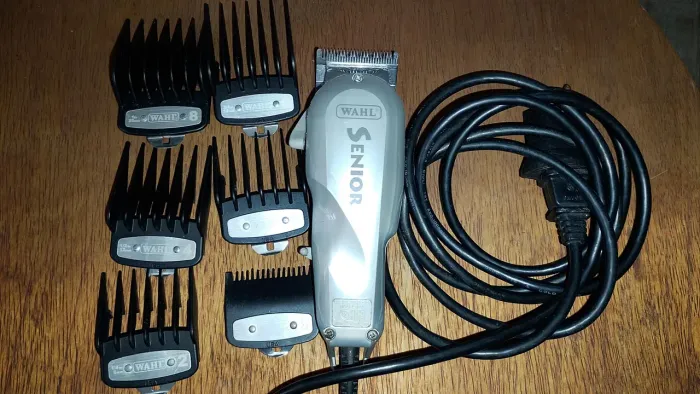 Máquina de cortar cabelo wahl senior antiga