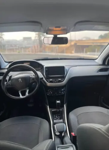 Peugeot 2008 Allure 1.6 Flex 16V 5P Aut. 2017