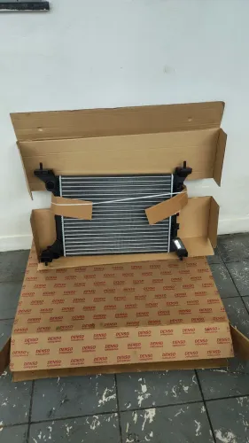 Vendo radiador denso uno way/Vivace 11/12