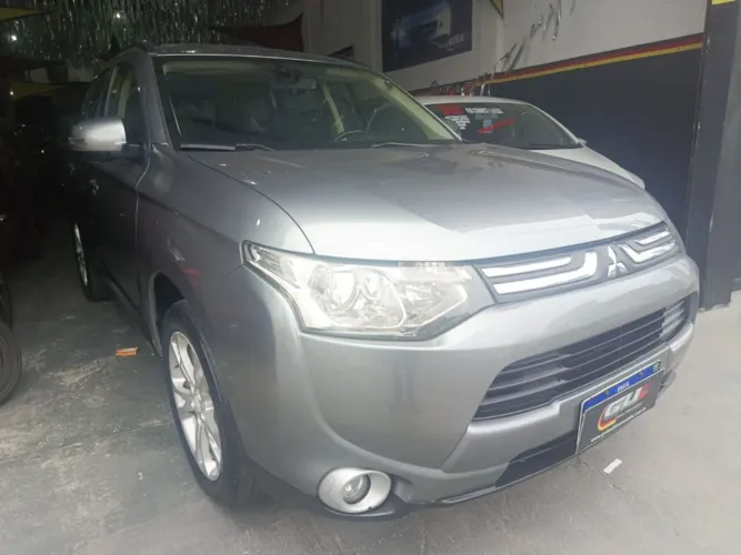 Mitsubishi Outlander 2.0 16V 160cv Aut. 2015