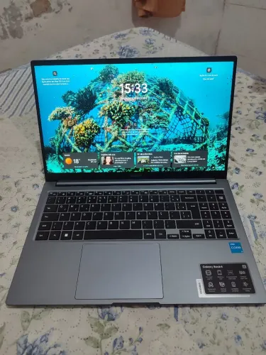 Samsung Galaxy Book4 - Excelente Estado