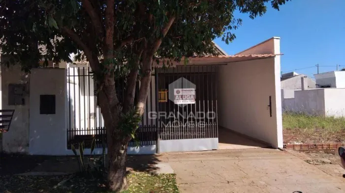 Casa com 3 dormitórios para alugar, 64 m² por R$ 2.200,00/mês - Jardim Três Lagoas - Marin