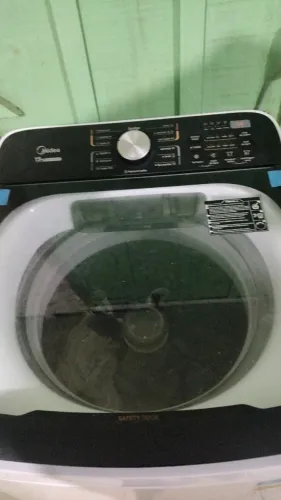 Vendo máquina de lavar roupa semi nova 