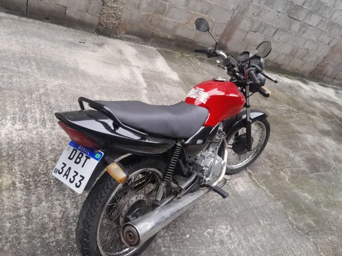 Moto de leilão,tem a nota fiscal,  