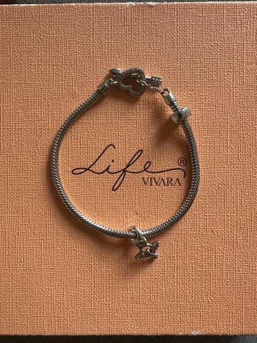 Vende-se pulseira Vivara Life Coração com flecha + berloque Espírito Santo