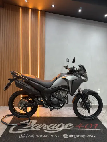 SAHARA 300 STD 2025 ÚNICO DONO